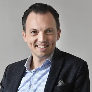 Portrait von Sebastian Arbinger
