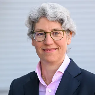 Portrait von Julia Mayerle